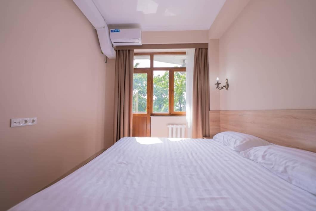Kaganat Hostel 비슈케크 외부 사진